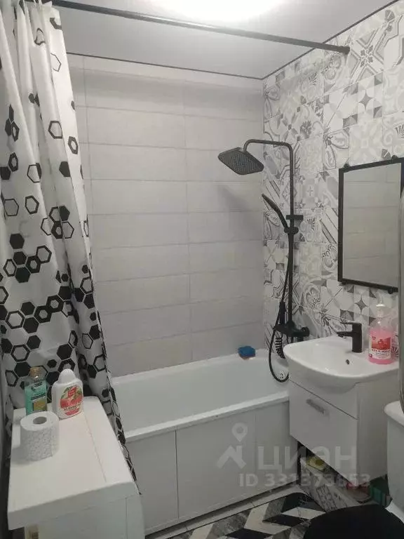 1-к кв. Коми, Усинск Приполярная ул., 10А (38.0 м) - Фото 1