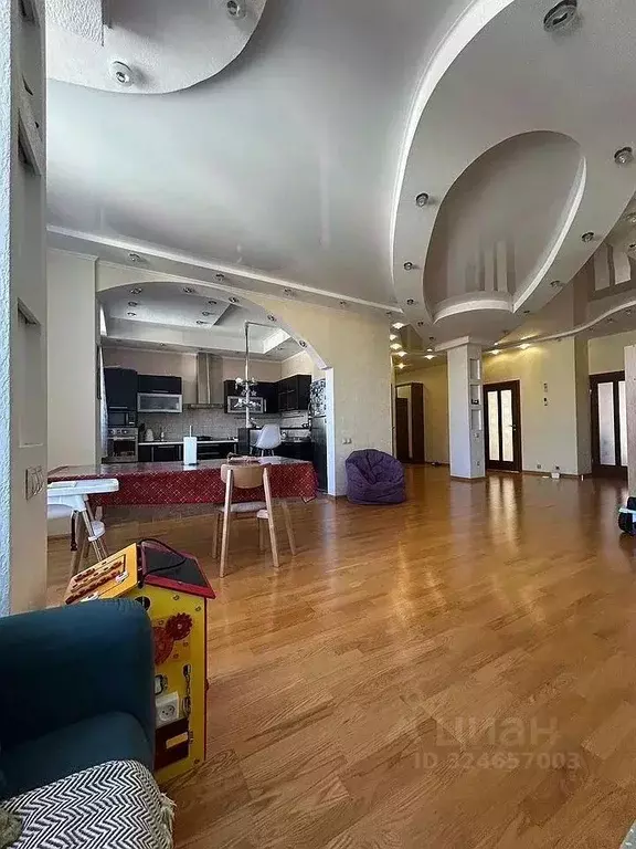 4-к кв. Ростовская область, Ростов-на-Дону пер. Семашко, 71 (125.0 м) - Фото 2