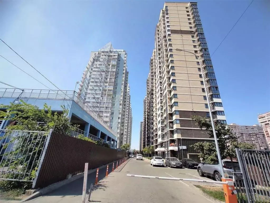 Офис в Краснодарский край, Краснодар ул. Автолюбителей, 1Г (18 м) - Фото 1