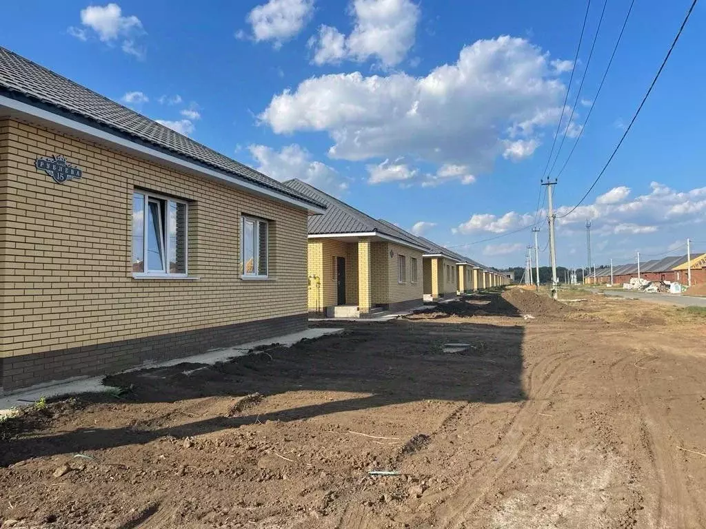 Дом в Оренбургская область, Оренбургский район, с. Ивановка ул. ... - Фото 1
