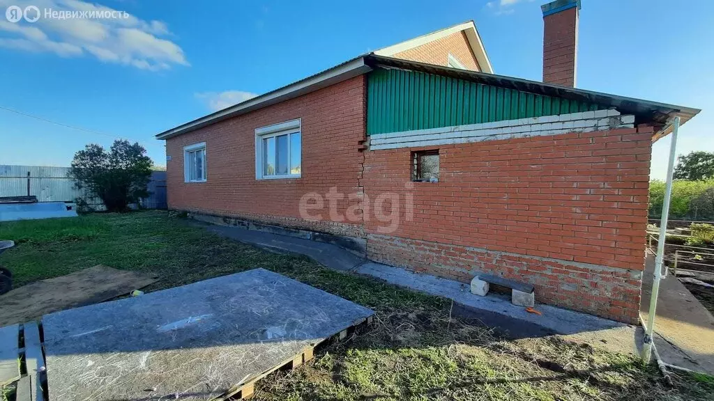 Дом в село Старый Белый Яр, улица Степана Разина (191 м) - Фото 0