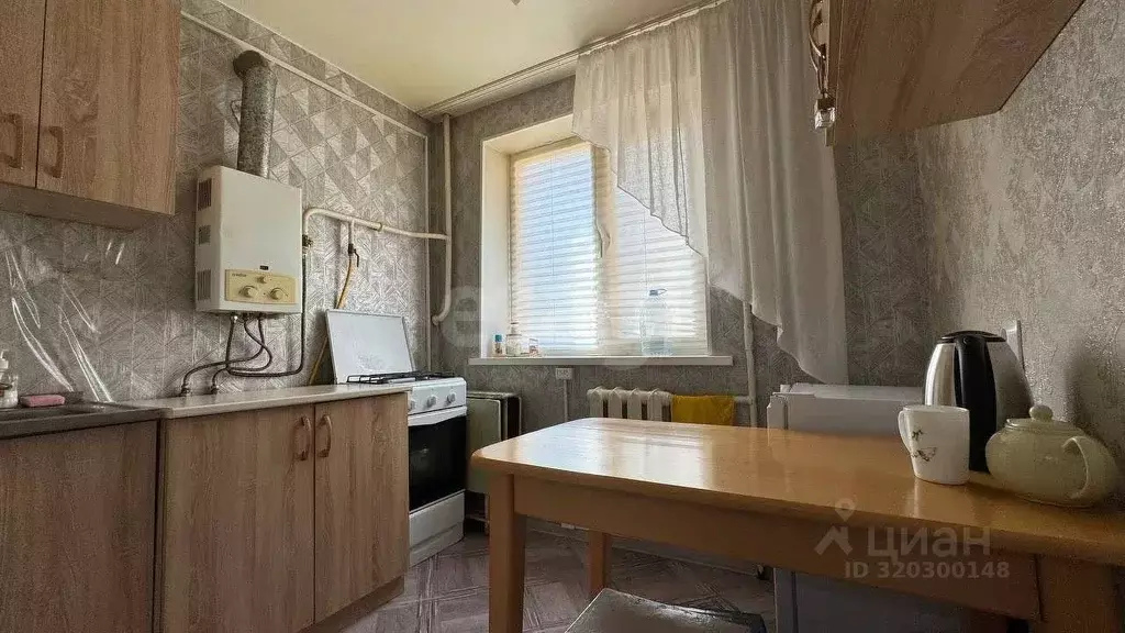 2-к кв. Адыгея, Майкоп ул. Димитрова, 11/2 (42.7 м) - Фото 1