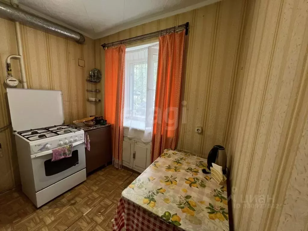 1-к кв. Башкортостан, Стерлитамак Революционная ул., 5 (30.7 м) - Фото 1