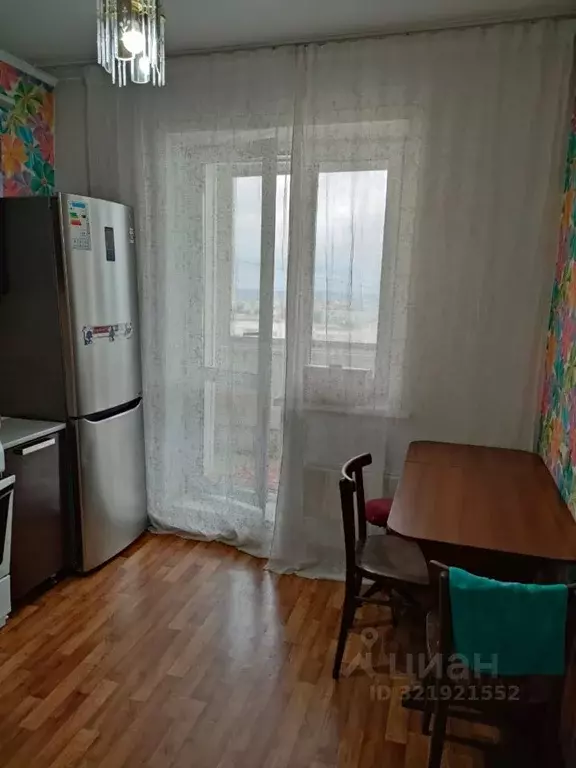 1-к кв. Кемеровская область, Новокузнецк ул. Звездова, 24А (32.6 м) - Фото 0