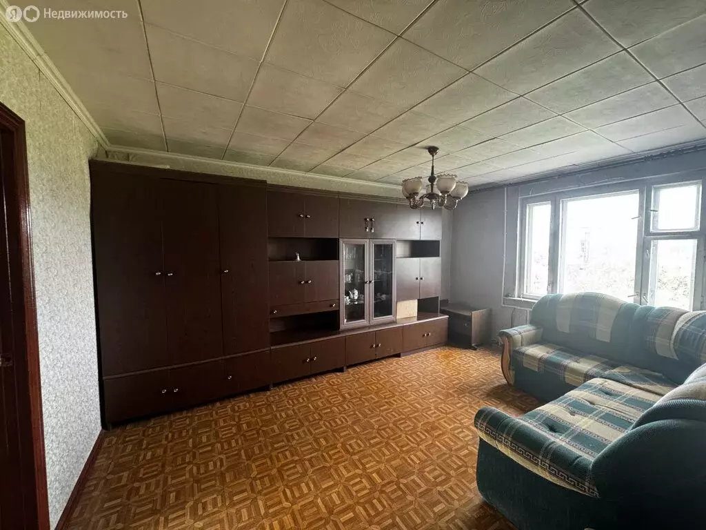 3-комнатная квартира: Белоозёрский, улица 50 лет Октября, 15 (54.4 м) - Фото 2