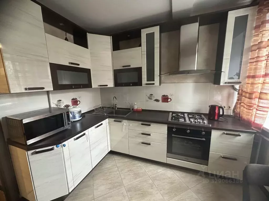 2-к кв. Москва ул. Академика Комарова, 1 (53.2 м) - Фото 1