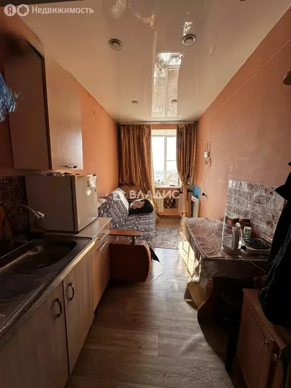 1к в 10-комнатной квартире (8.8 м) - Фото 1