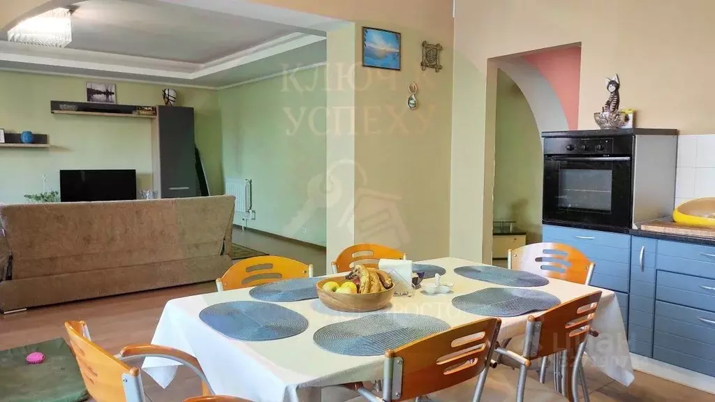 Коттедж в Волгоградская область, Волгоград Соловьиная ул. (375 м) - Фото 0