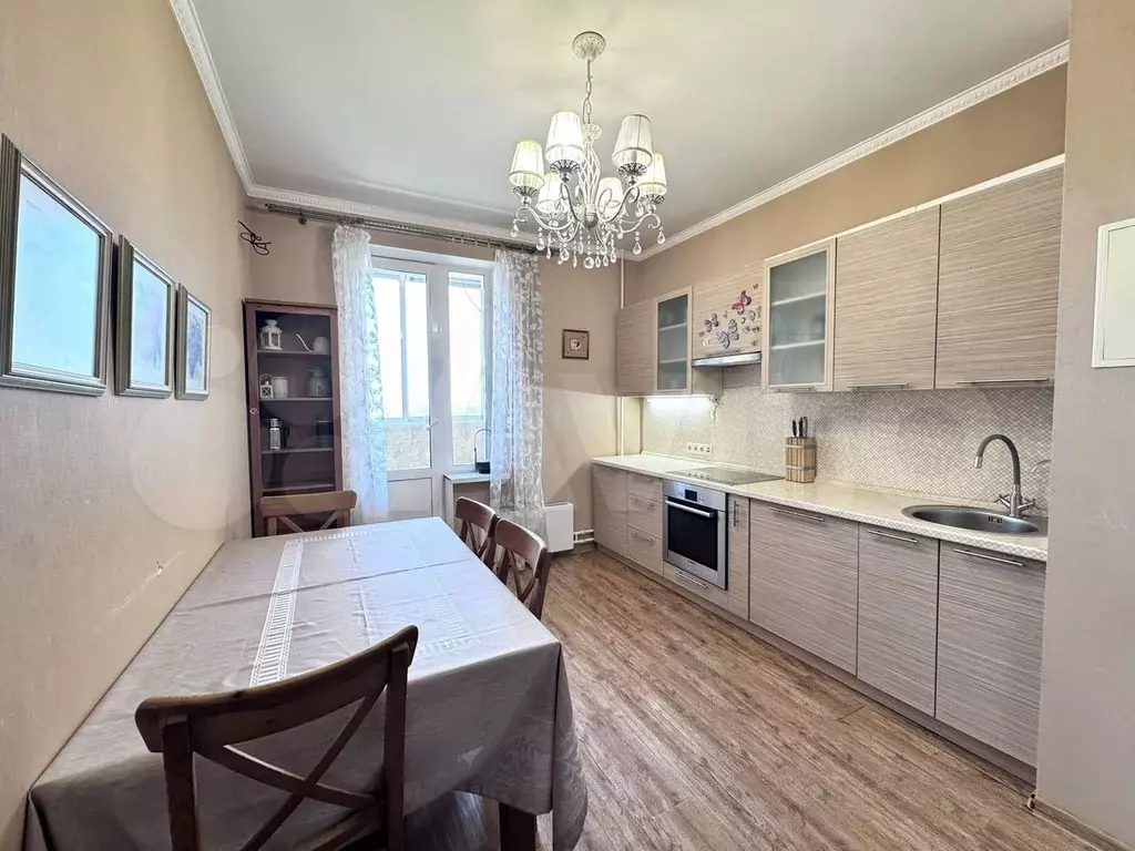 2-к. квартира, 56 м, 9/16 эт. - Фото 0