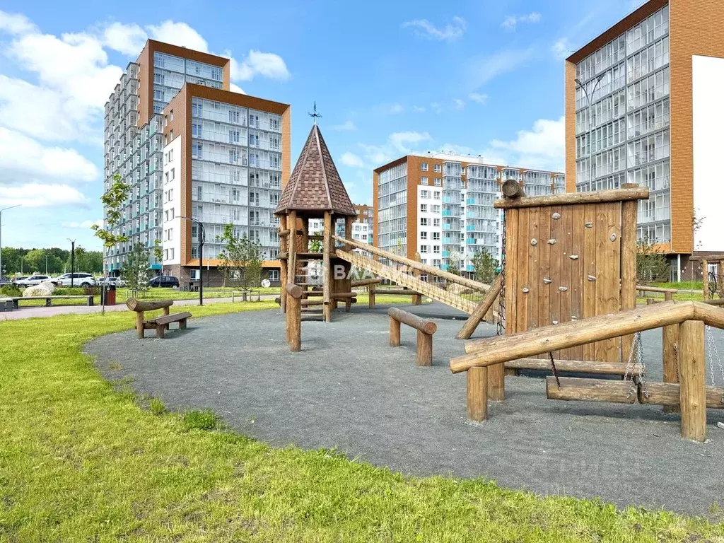 3-к кв. Карелия, Петрозаводск ул. Тапиола, 2 (65.2 м) - Фото 1