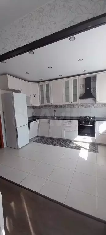 2-к. квартира, 68 м, 9/9 эт. - Фото 1