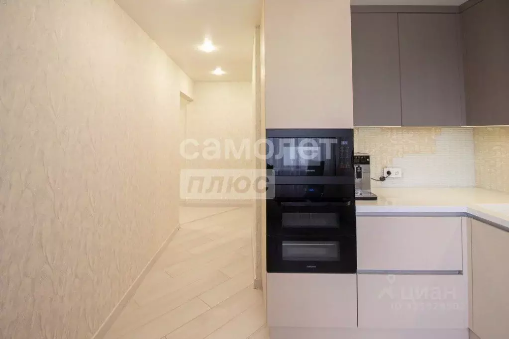 4-к кв. Челябинская область, Челябинск ул. Захаренко, 11 (84.0 м) - Фото 1