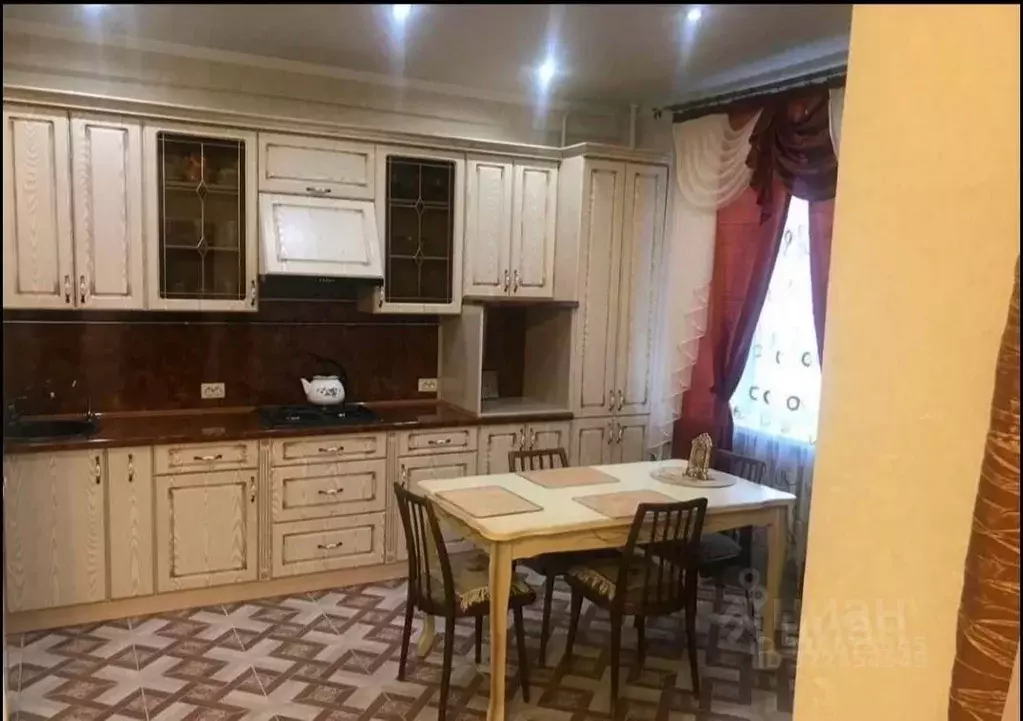 2-к кв. Курская область, Курск ул. Челюскинцев, 17 (78.0 м) - Фото 2