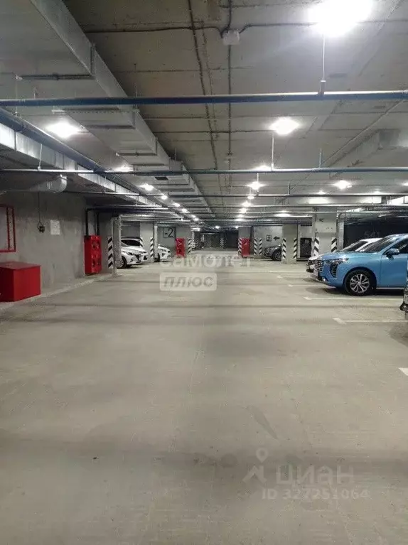 Гараж в Свердловская область, Екатеринбург ул. Готвальда, 22 (15 м) - Фото 1