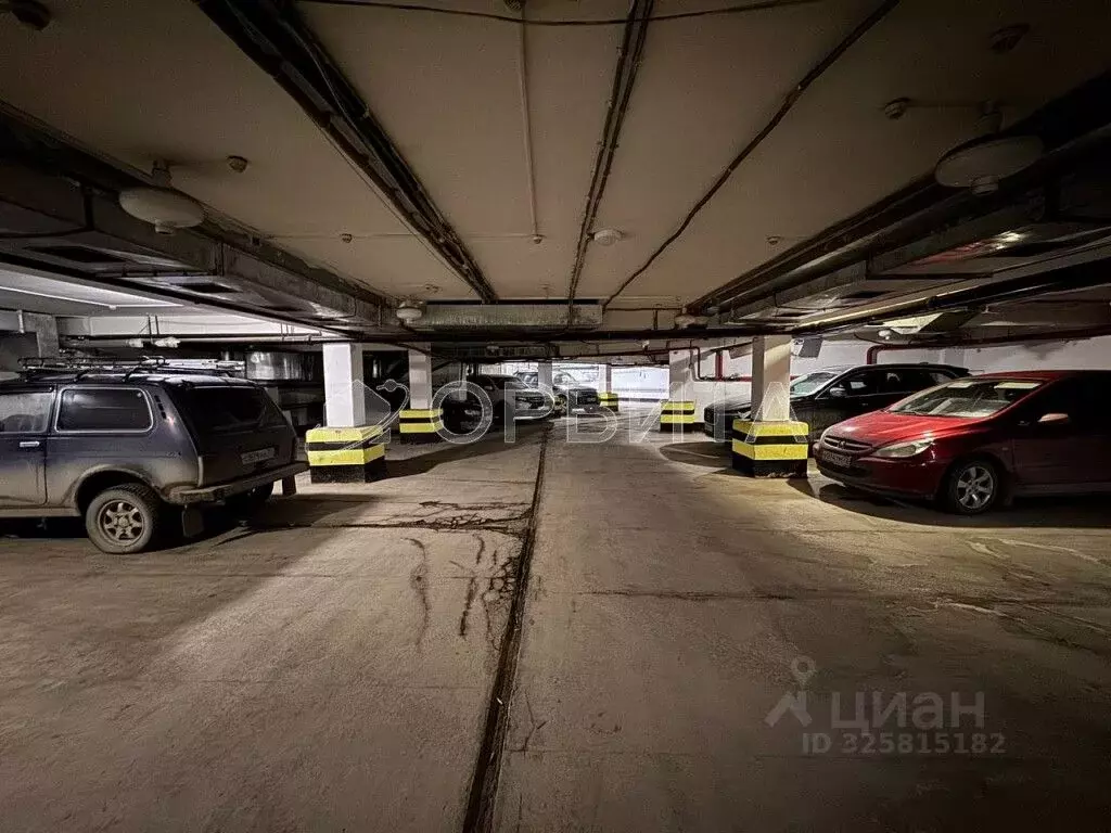 Гараж в Тюменская область, Тюмень Харьковская ул., 59/4 (28 м) - Фото 1