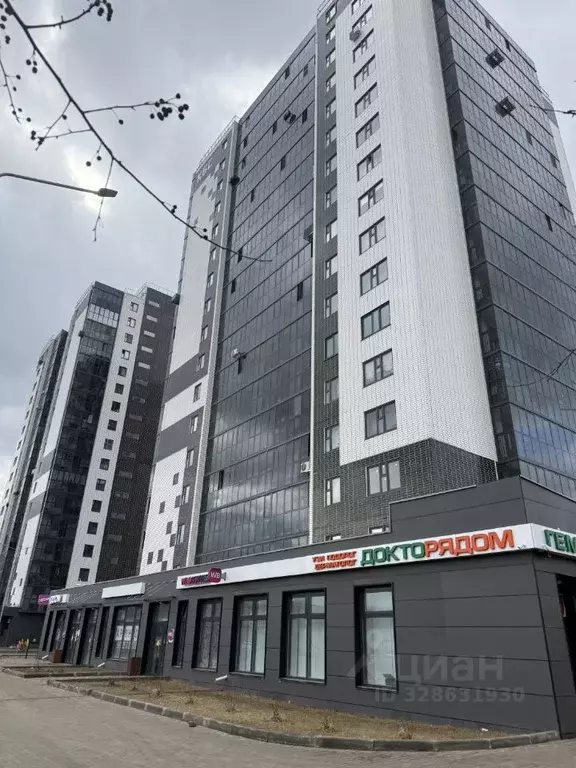 Студия Красноярский край, Красноярск ул. 60 лет Октября, 86 (34.0 м) - Фото 1