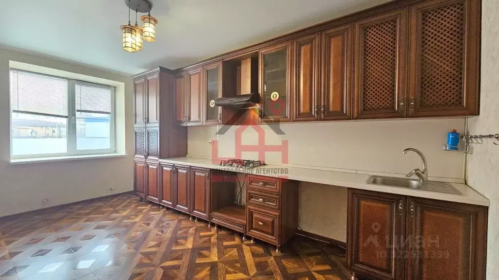 1-к кв. Ставропольский край, Ессентуки Железноводская ул., 96 (47.3 м) - Фото 0