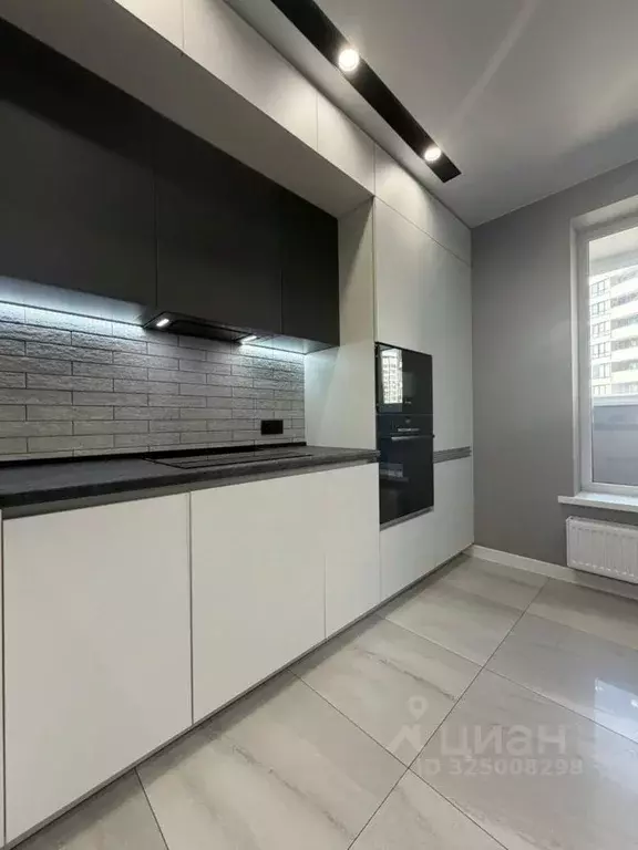 2-к кв. Краснодарский край, Краснодар ул. Бородинская, 137к2 (66.0 м) - Фото 1