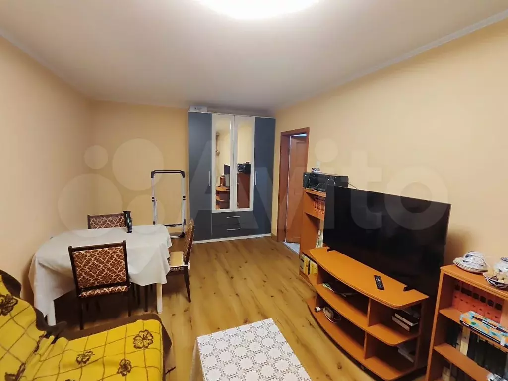 2-к. квартира, 52 м, 1/9 эт. - Фото 1