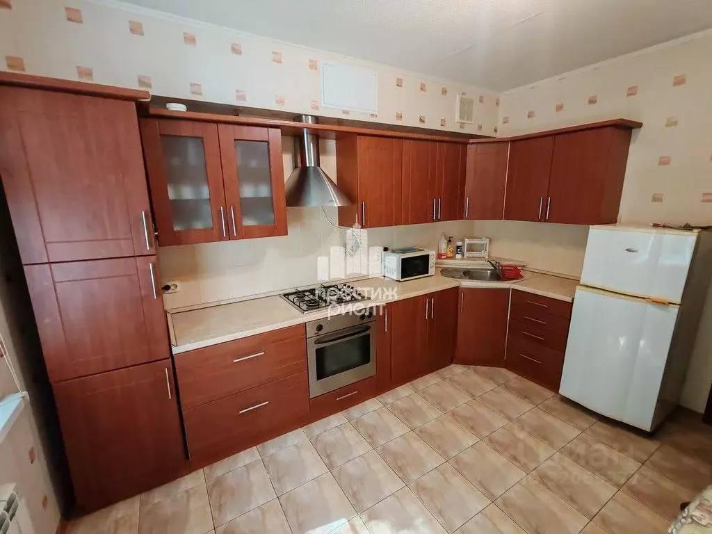 2-к кв. Калужская область, Калуга бул. Моторостроителей, 17 (68.0 м) - Фото 1