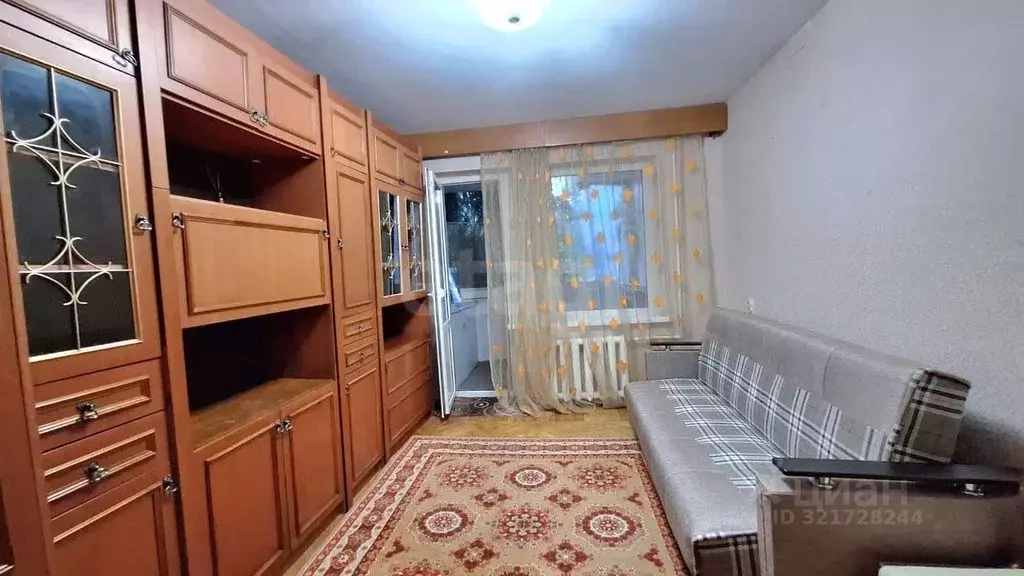 3-к кв. Крым, Симферополь ул. Воровского (63.0 м) - Фото 0