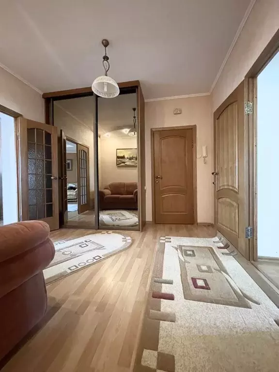 3-к кв. Брянская область, Брянск ул. Ромашина, 37 (106.0 м) - Фото 2