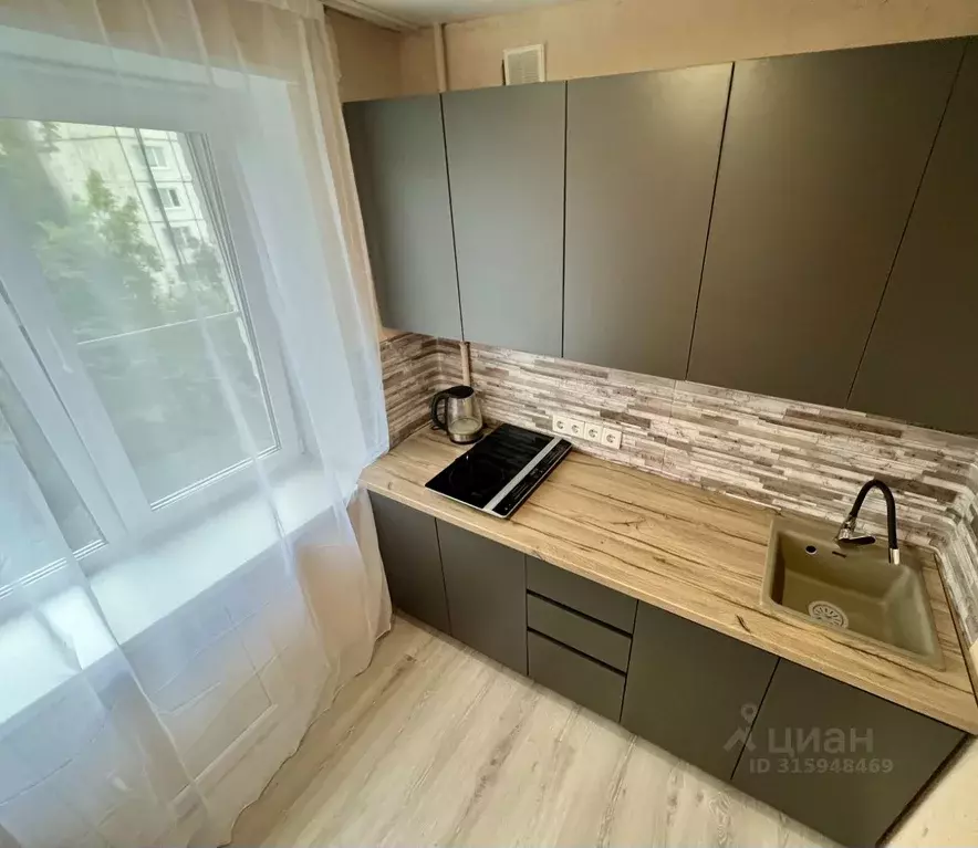 2-к кв. Челябинская область, Челябинск ул. Чайкиной, 11 (48.0 м) - Фото 2