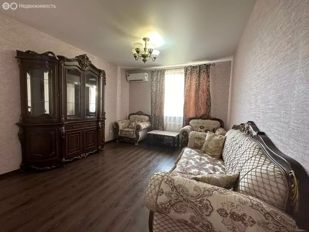 2-комнатная квартира: Краснодар, Карлсруэвская улица, 5/1 (57 м) - Фото 0
