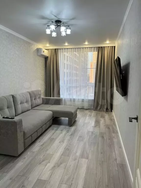 2-к. квартира, 58 м, 7/9 эт. - Фото 1