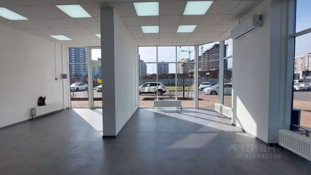 Помещение свободного назначения в Краснодарский край, Краснодар бул. ... - Фото 1