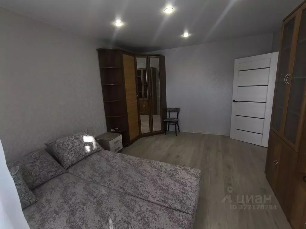 1-к кв. Брянская область, Брянск ул. А.К. Толстого, 3 (36.0 м) - Фото 2