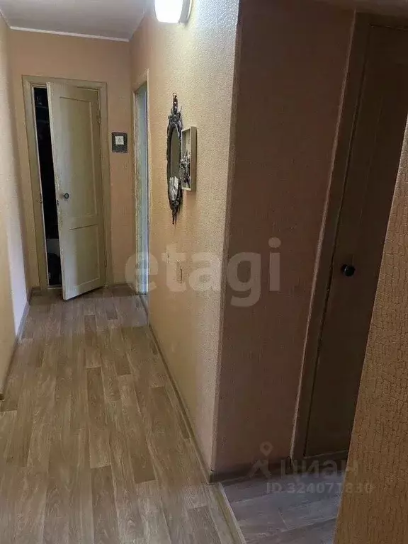 3-к кв. Крым, Красногвардейский район, Октябрьское пгт ул. Гоголя ... - Фото 1