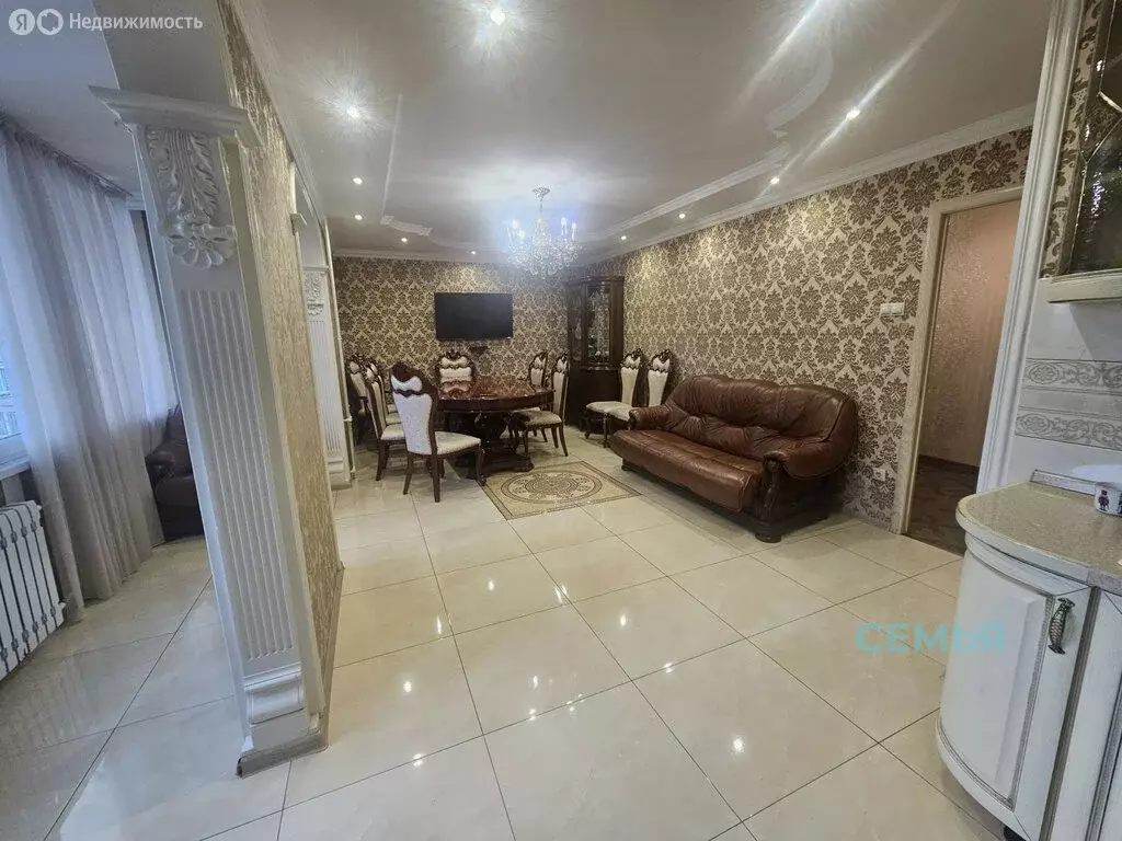 3-комнатная квартира: Владикавказ, улица Куйбышева, 134к4 (76 м) - Фото 2