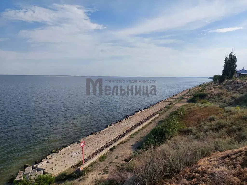 Дом в Волгоградская область, Дубовка ул. Имени Минина (25 м) - Фото 1