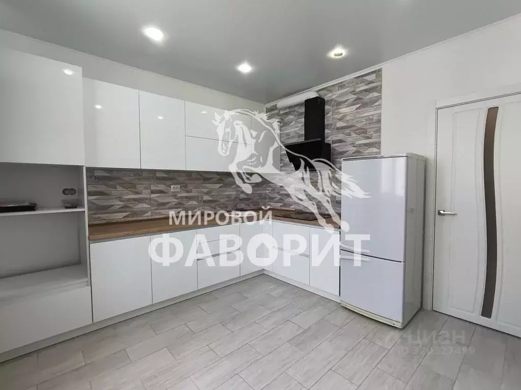 1-к кв. Оренбургская область, Оренбург Уральская ул., 2/18 (40.7 м) - Фото 0