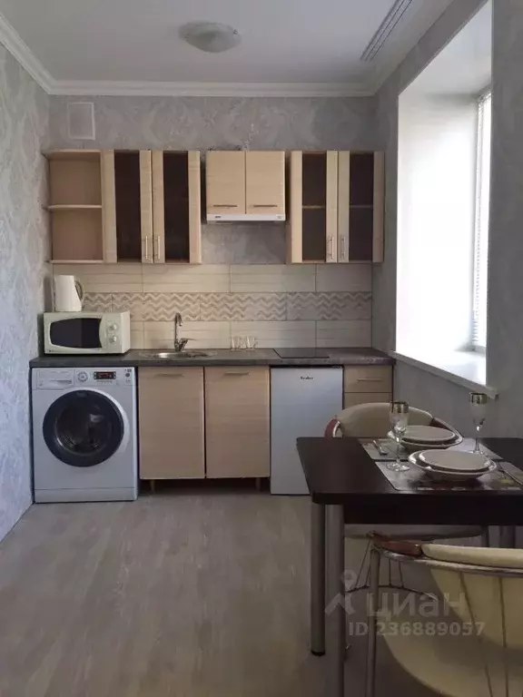 1-к кв. Омская область, Омск просп. Карла Маркса, 71 (35.0 м) - Фото 0