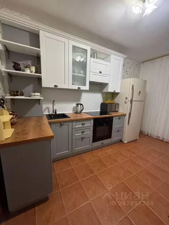 1-к кв. Рязанская область, Рязань Татарская ул., 91 (50.0 м) - Фото 1