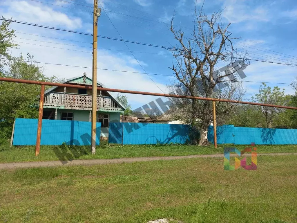 Дом в Калмыкия, Яшалтинский район, пос. Бага Тугтун  (68 м) - Фото 1