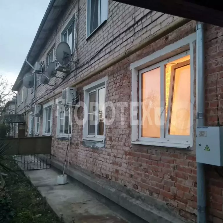 2-к. квартира, 40 м, 1/2 эт. - Фото 1