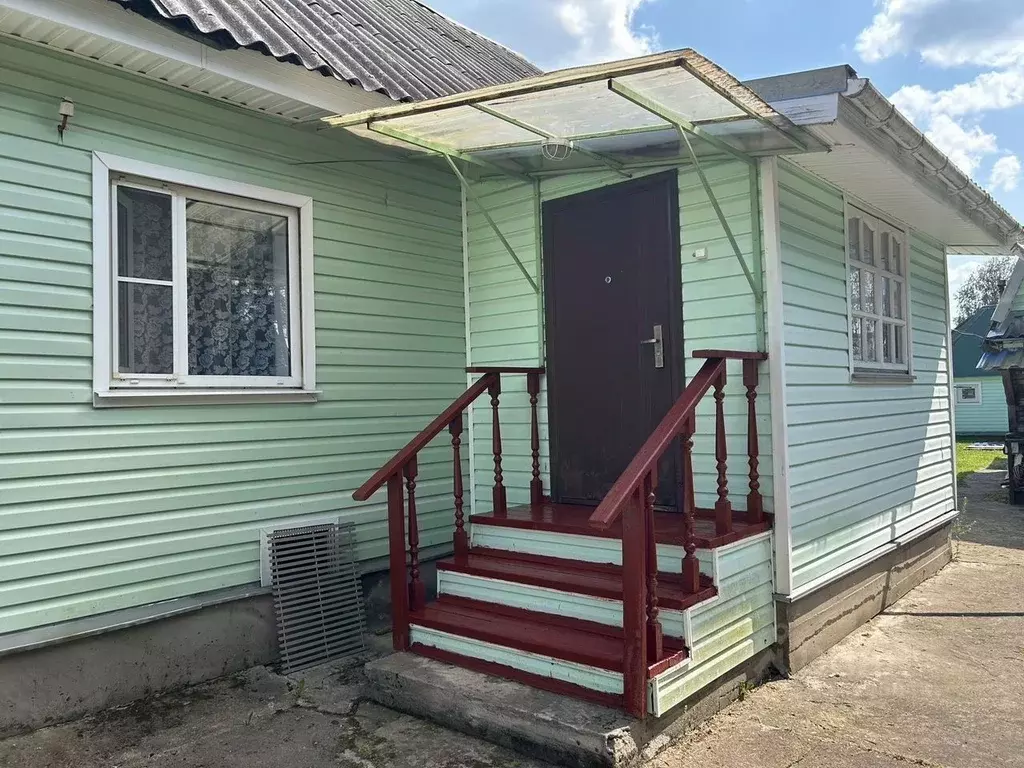 Дом в Ленинградская область, Сясьстрой Волховский район, ул. ... - Фото 0