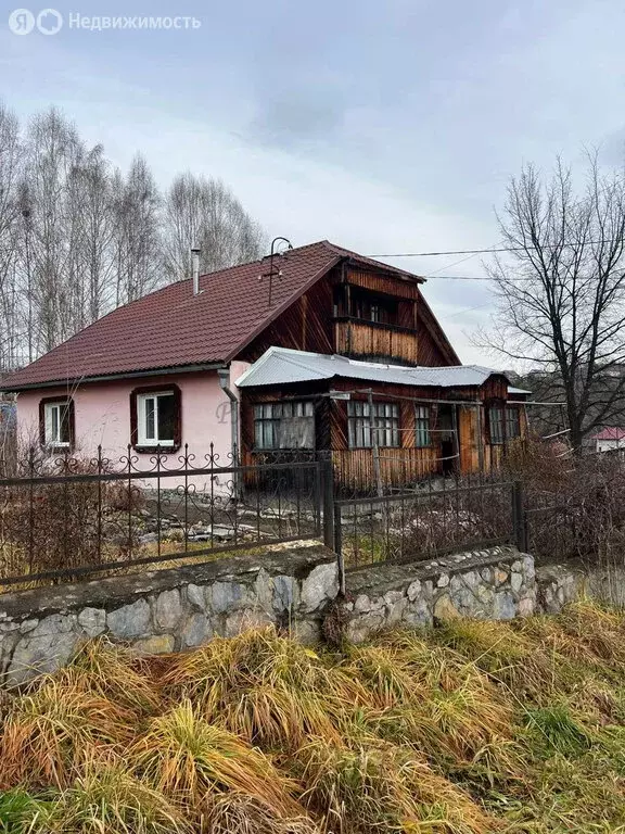 Дом в Горно-Алтайск, улица Тартыкова, 11 (90 м) - Фото 2