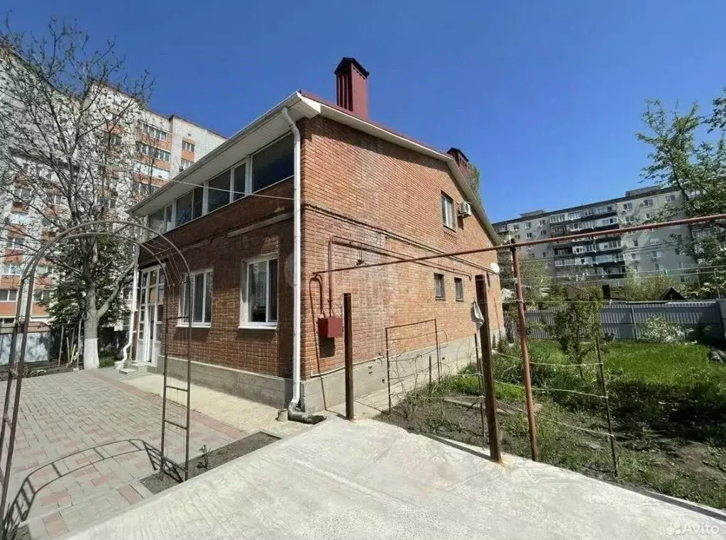 Дом в Ростовская область, Аксай ул. Платова (174 м) - Фото 1