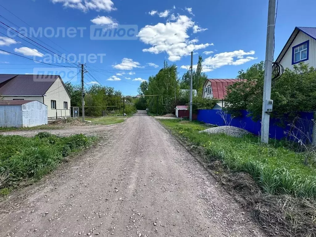 Участок в Башкортостан, Чишминский район, Алкинский сельсовет, с. ... - Фото 0