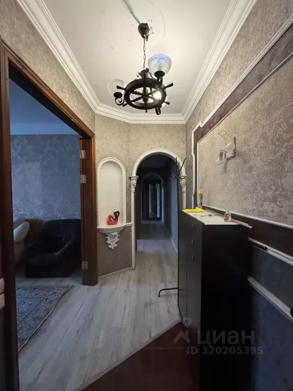 3-к кв. Кемеровская область, Новокузнецк просп. Бардина, 5 (80.0 м) - Фото 2