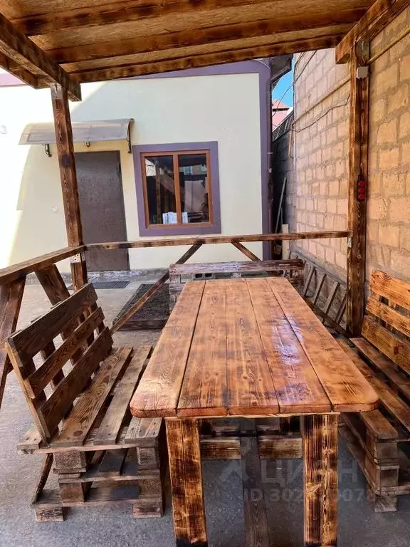 Дом в Дагестан, Махачкала Караман-7 мкр, ул. Кандаурова, 4 (50 м) - Фото 0