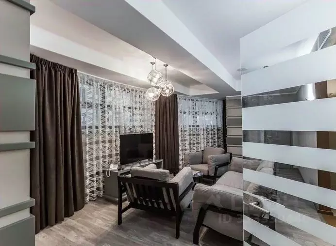 Помещение свободного назначения в Санкт-Петербург ул. Графтио, 3 (600 ... - Фото 1