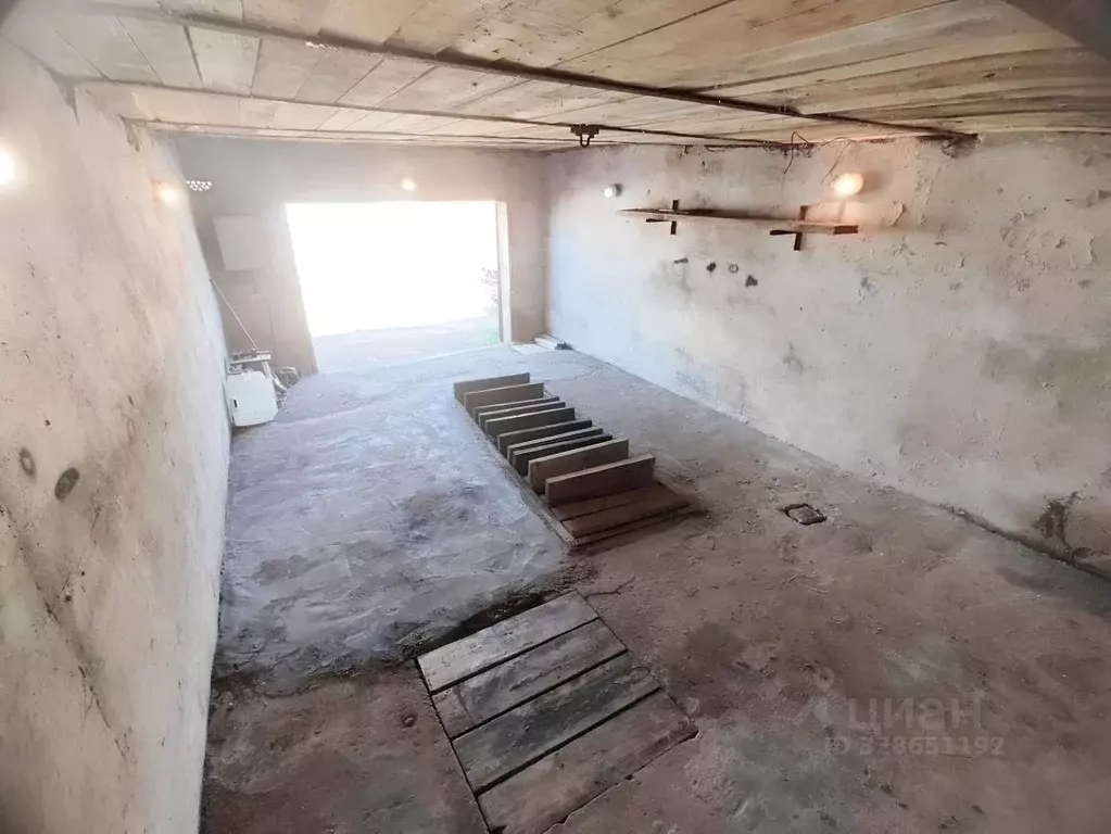 Гараж в Ленинградская область, Ивангород Кингисеппский район,  (28 м) - Фото 2