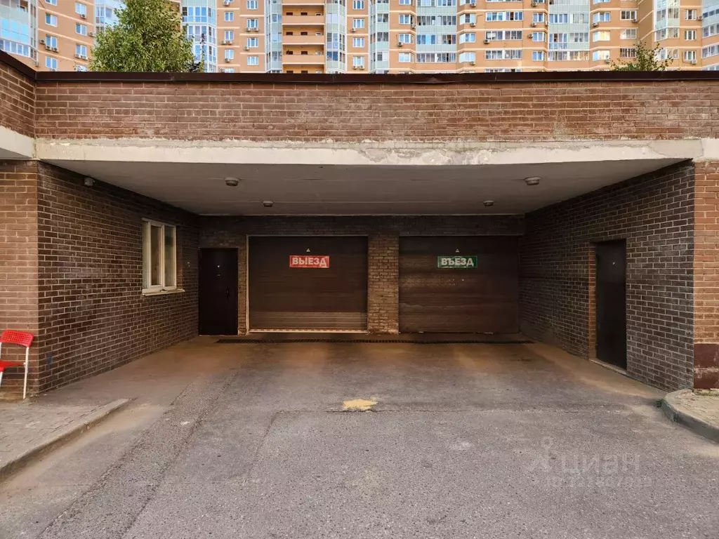 Гараж в Московская область, Видное бул. Зеленые аллеи, 3 (20 м) - Фото 1