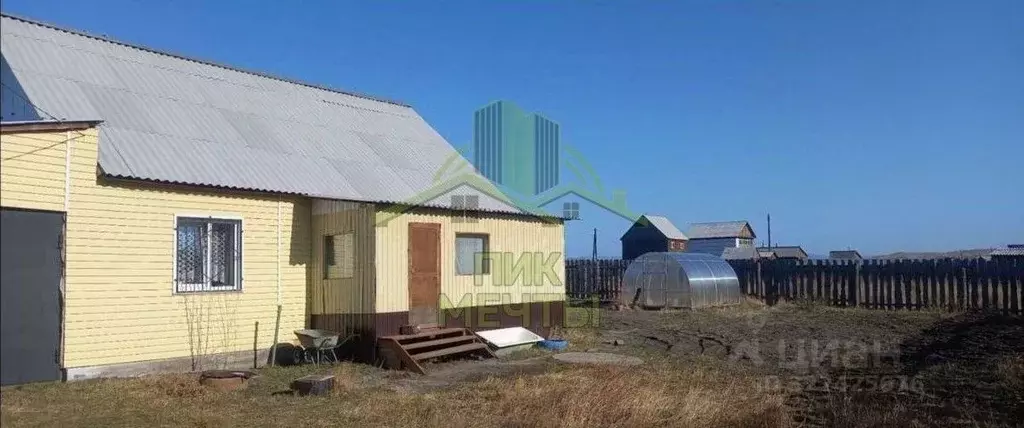 Дом в Бурятия, Иволгинский район, Сотниковское с/пос, с. Сотниково ул. ... - Фото 1