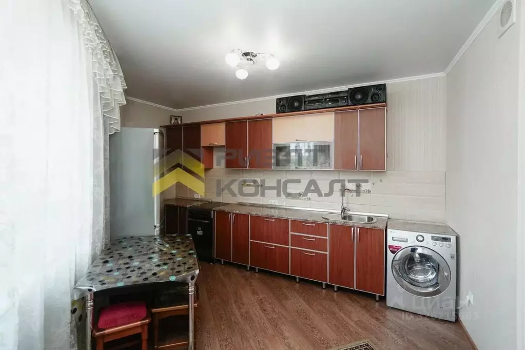 2-к кв. Омская область, Омск бул. Архитекторов, 13 (54.0 м) - Фото 2